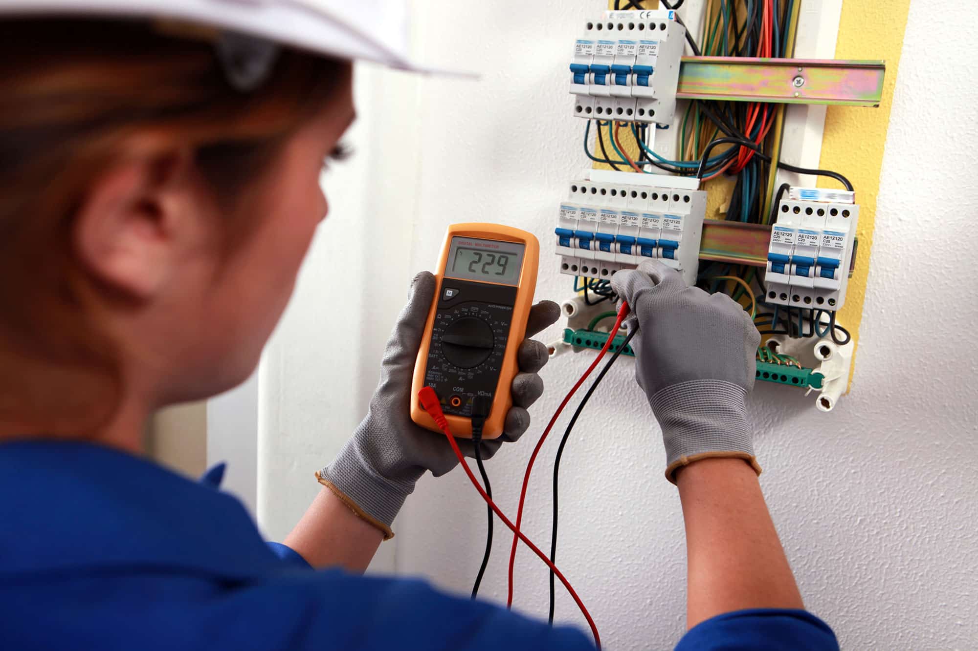Affordable electrical contractors in Johnson City, TN, for a variety of electrical works